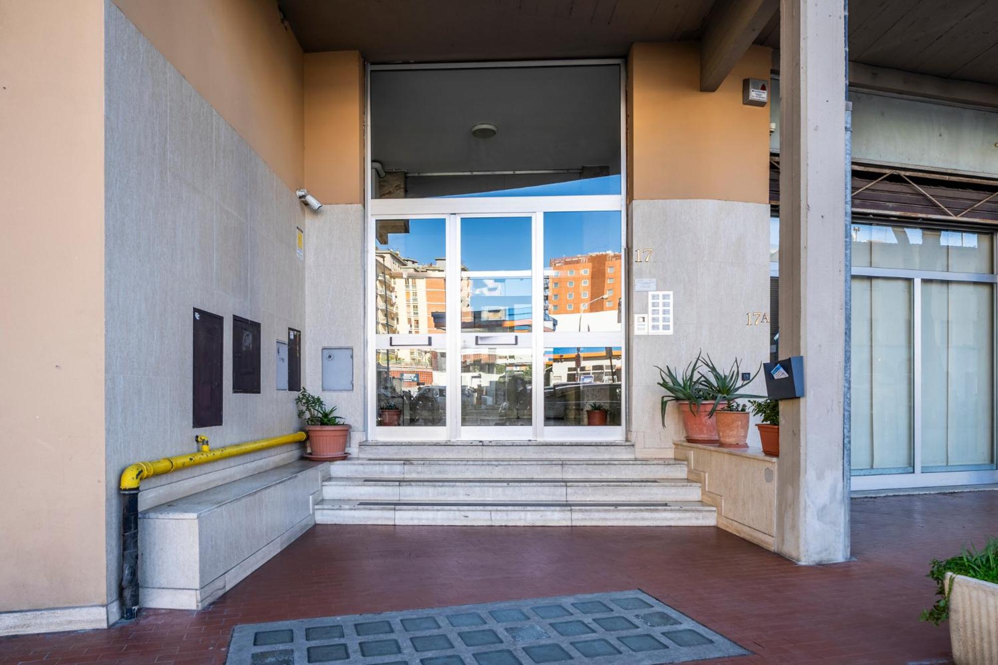 Panoramic Penthouse With Parking Space 2Bdr Florence Exterior photo