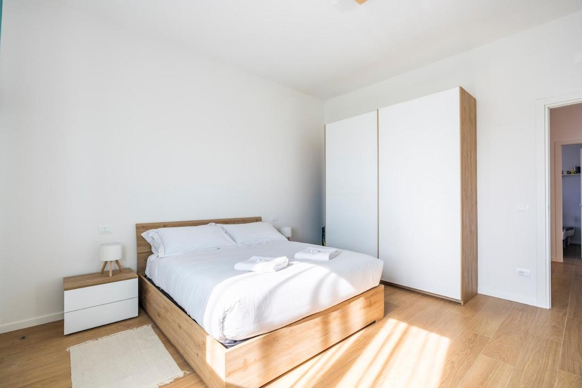 Panoramic Penthouse With Parking Space 2Bdr Florence Exterior photo
