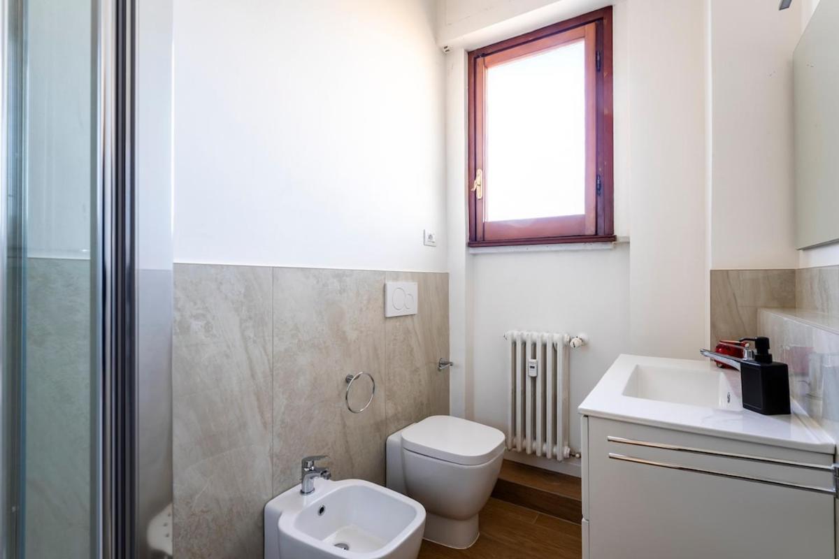 Panoramic Penthouse With Parking Space 2Bdr Florence Exterior photo